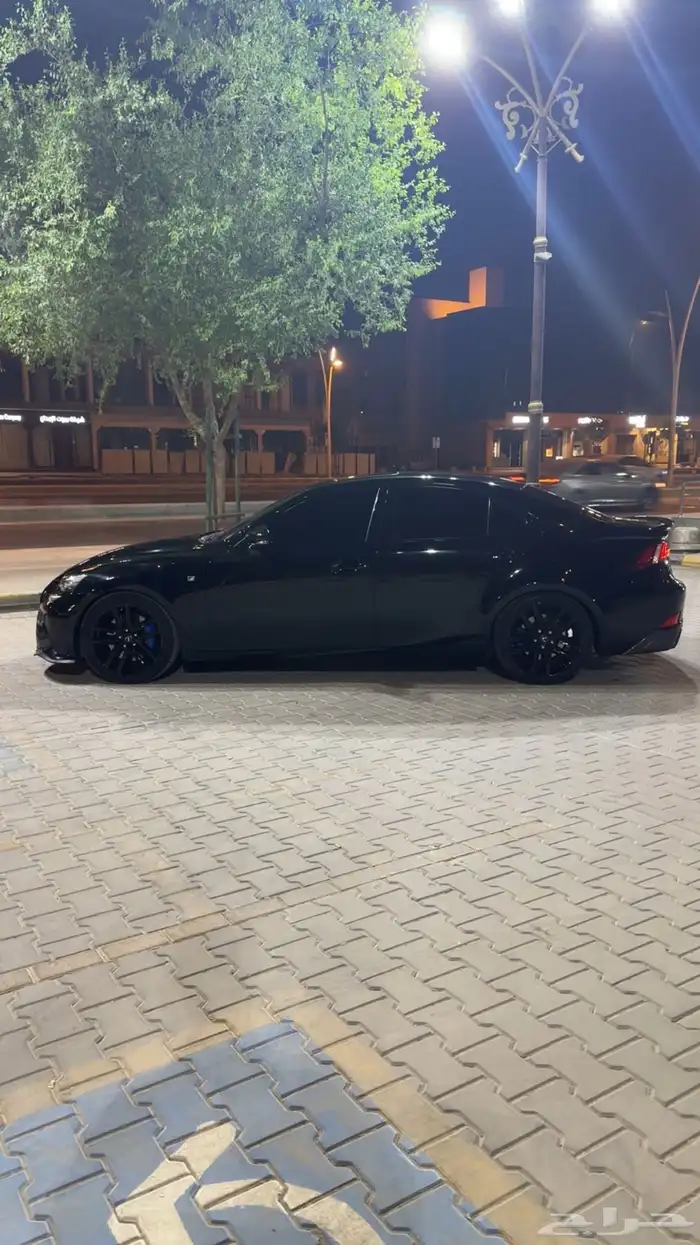 للبيع لكزس isF350 0