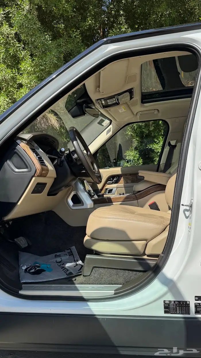 رنج روفر فوق ابيض و اسود 5