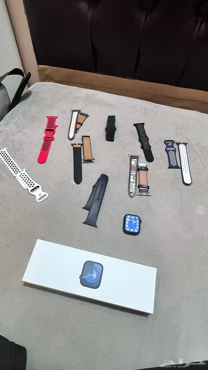 ساعة ابل 44 2