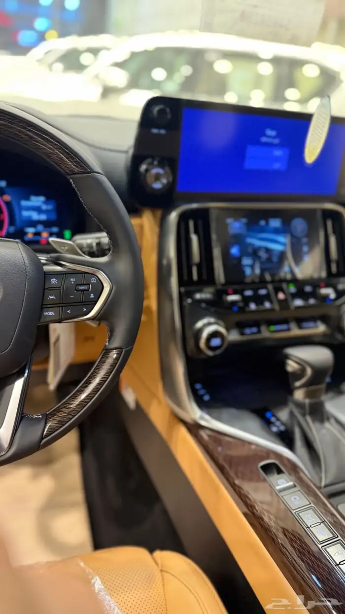 جيب لكزس LX600 BB سعودي 2025 ابيض جملي بأقل سعر 20