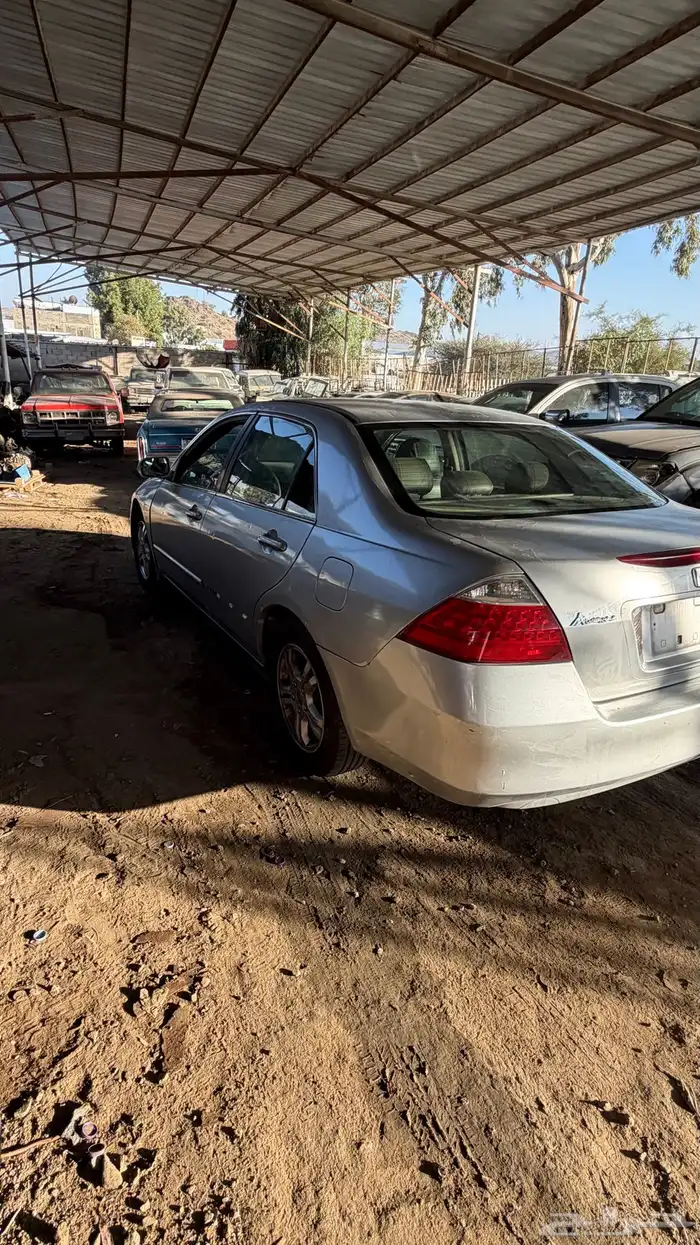 اكورد 2007 تشليح ( قطع غيار فقط ) 6