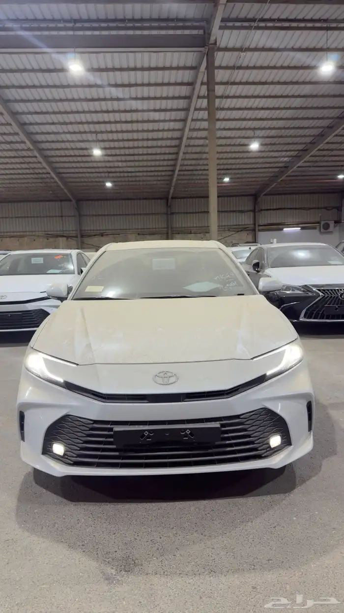 تويوتا كامري استاندر 2025 للبيع كاش او اقساط 0