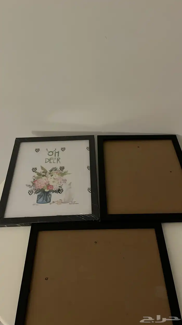 ثلاث لوحات 0