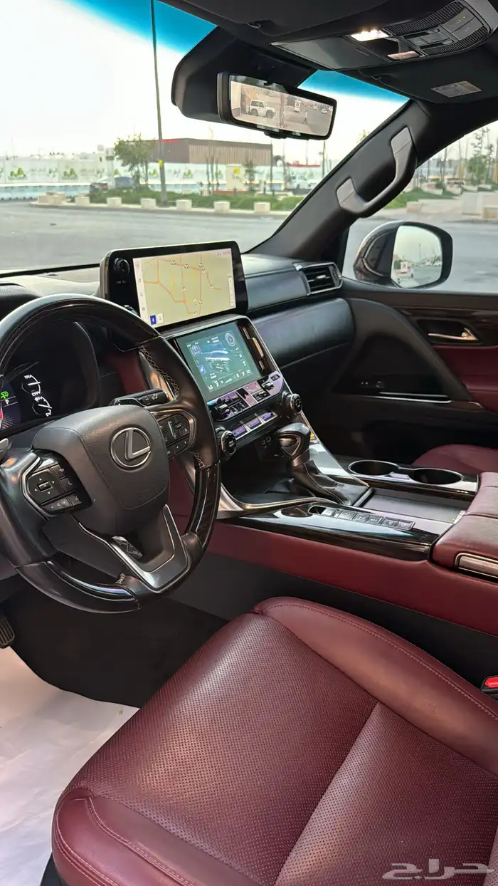 لكزس 2023 LX600 BB سعودي فل كامل 19