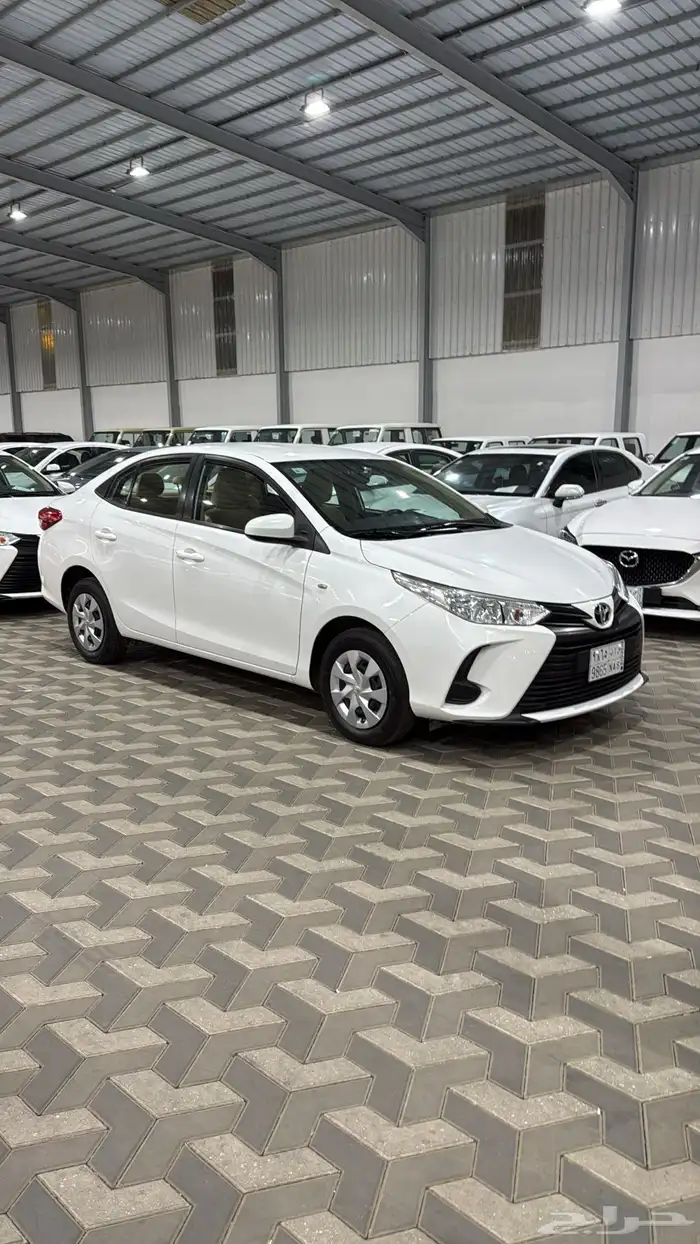 تويوتا يارس 2022 1