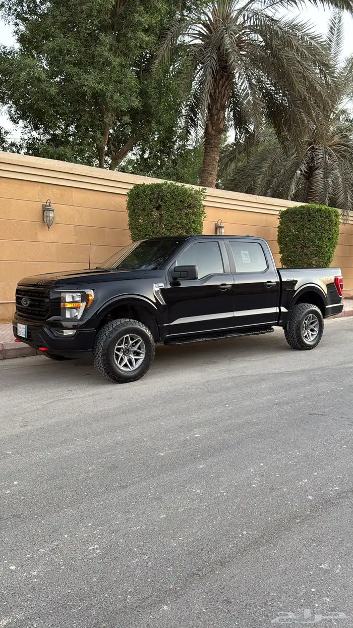 فورد F150 XLT مديل 2023 مكينه 8 سلندر 5.0 8