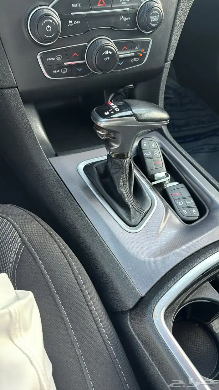 دودج تشارجر 2021 11