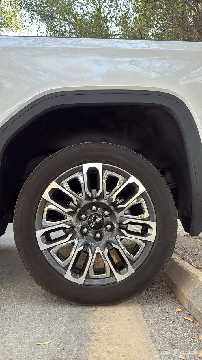 جمس سيرا -2025- دينالي التميت- 6.2- اعلى فئة-ممشى قليل 26