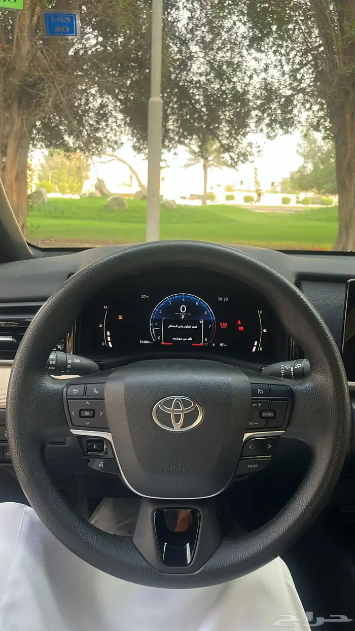 تويوتا كامري -2025 - E - ممشى قليل - شبه وكالة 44