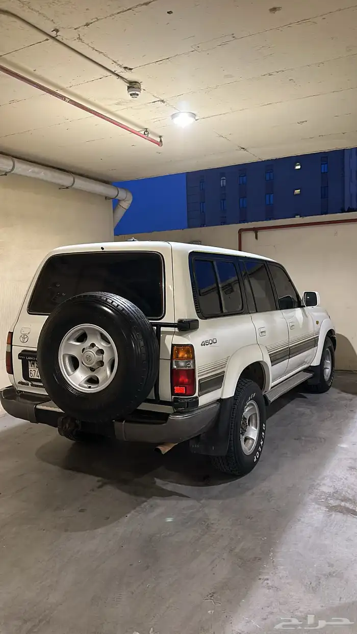 لاندكروزر VXR1992وارد الكويت 10
