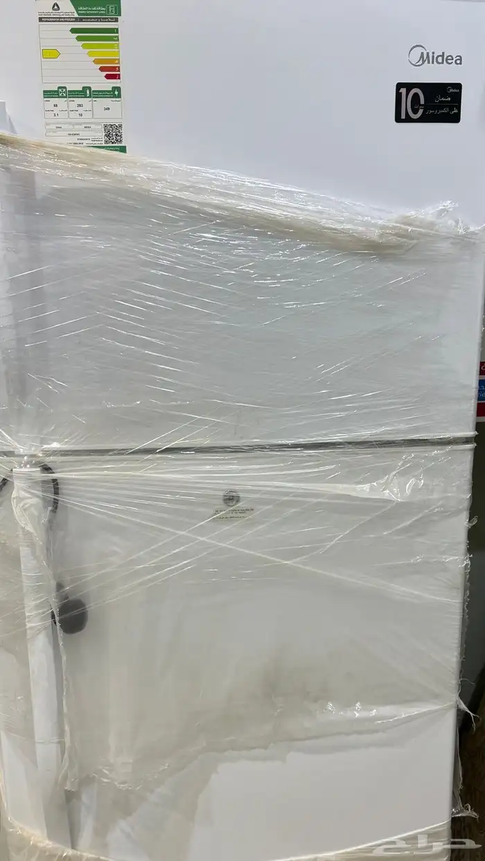 ثلاجة شبه جديدة 10 قدم 0