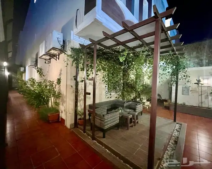 فيلا فاخرة للإيجار حي الفلاح جدة 3