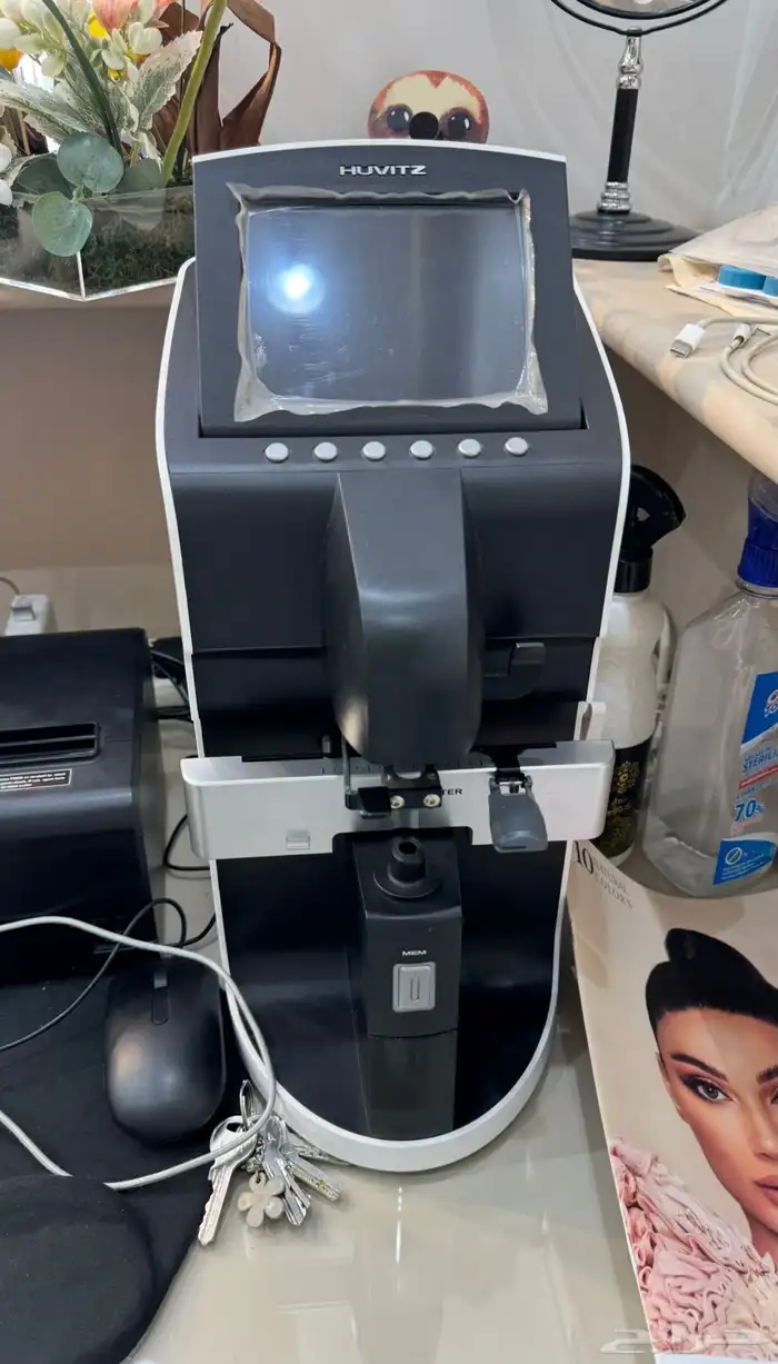 عيادة فحص نظر   مستلزمات محل بصريات 2