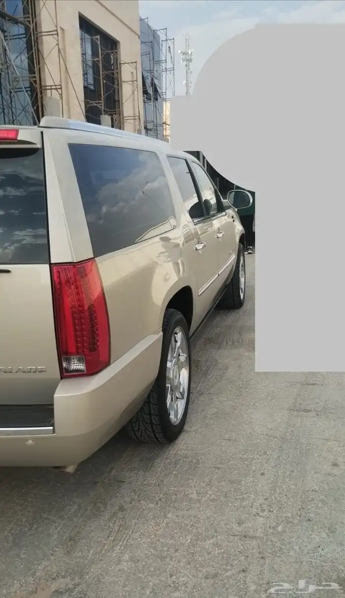 Cadillac 2010 كاديلاك إسكاليد طويل بحالة الوكالة 9