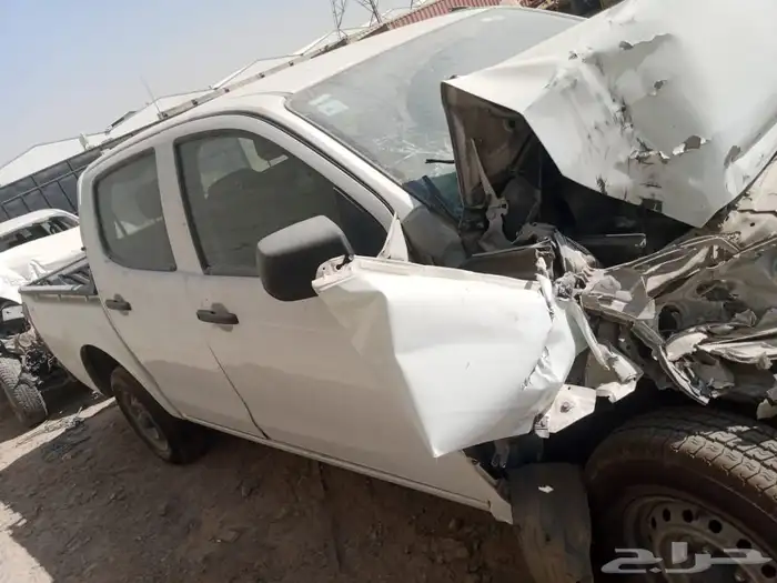 نفارا نيسان موديل 2019 مصدومه 2