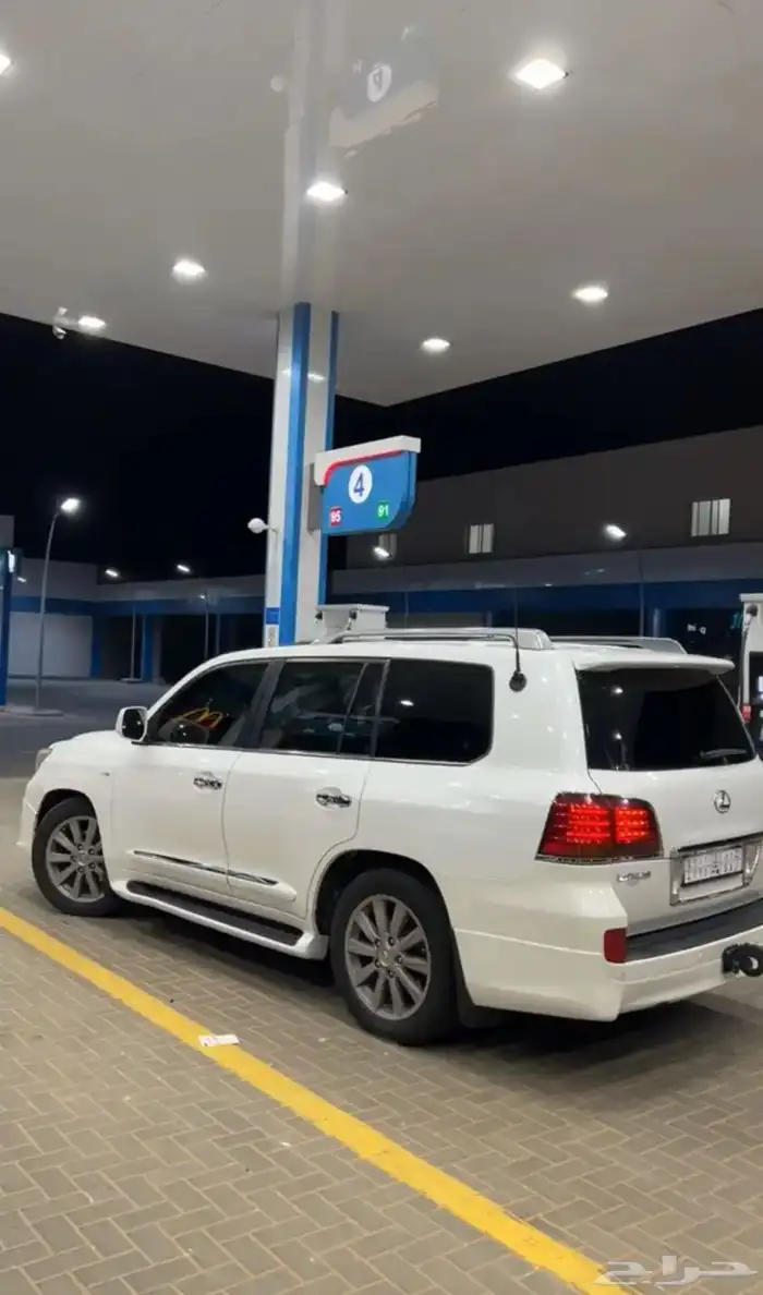 جيب لكزس 2011 3