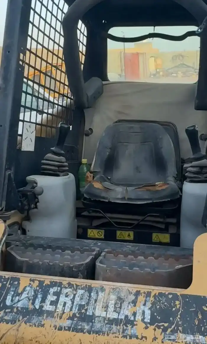 للبيع بوبكات 2006 كتر بلر نضيف 4