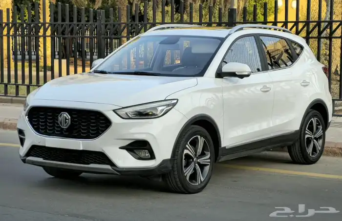 MG ZS 2023 3