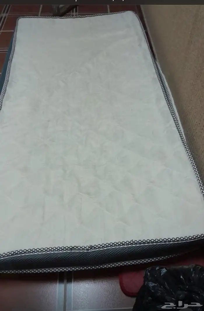 الي يبيه يجي ياخذه 1