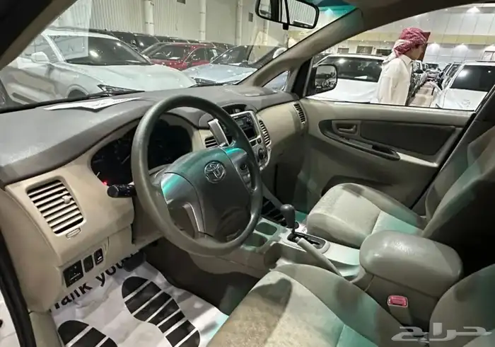 تويوتا انوفا موديل 2015 ستاندر 5