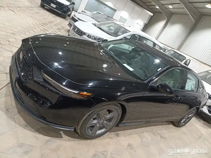 هوندا اكورد 2025 EX 1