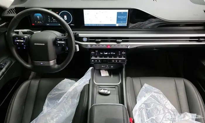 Hyundai Azera (Grandeur) 2023 6