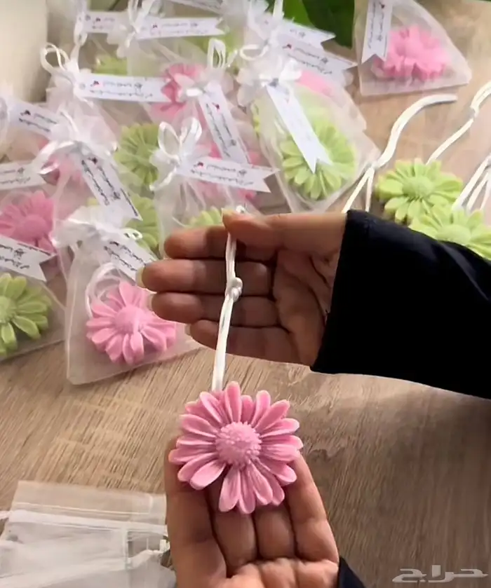 توزيعات هدايا حسب المناسبه 24