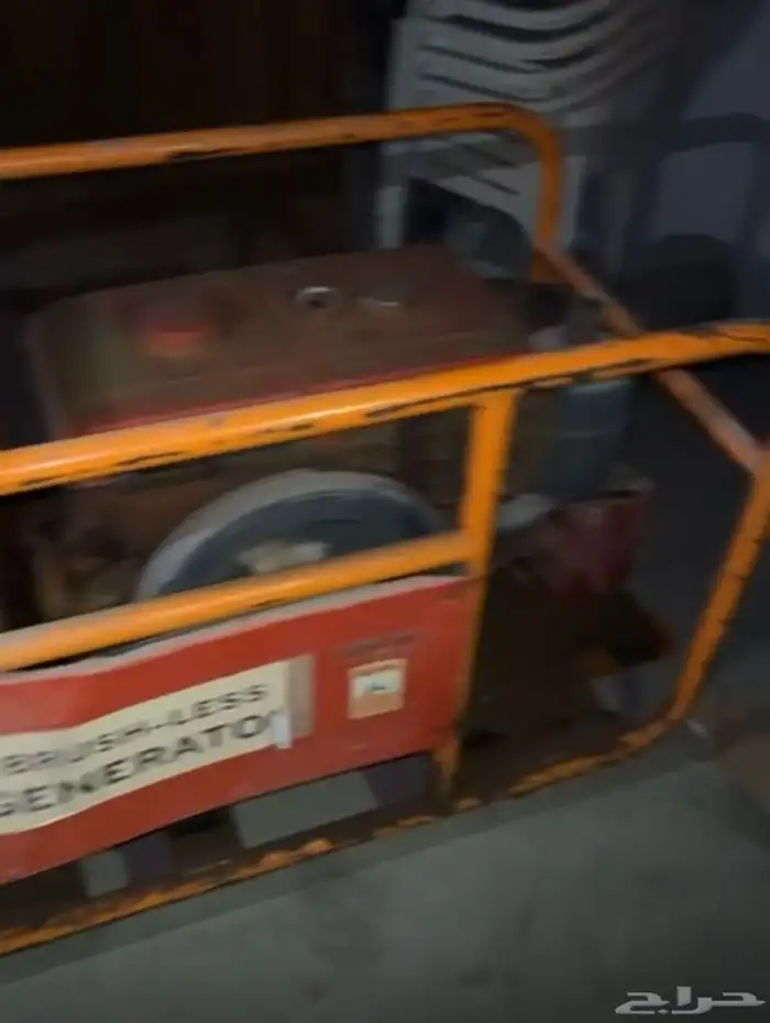 للبيع مخيم كامل مستخدم في صلبوخ 3