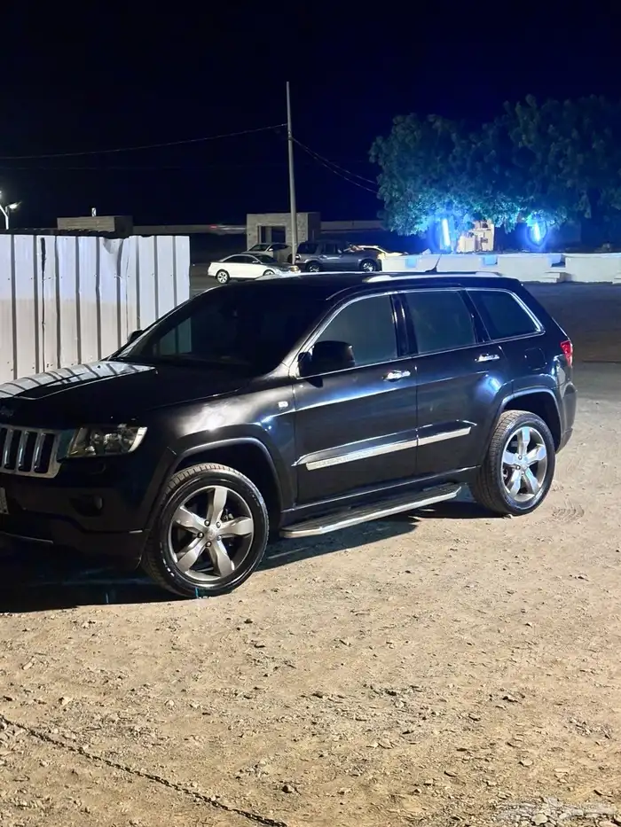 جيب جراند شيروكي 2012 0