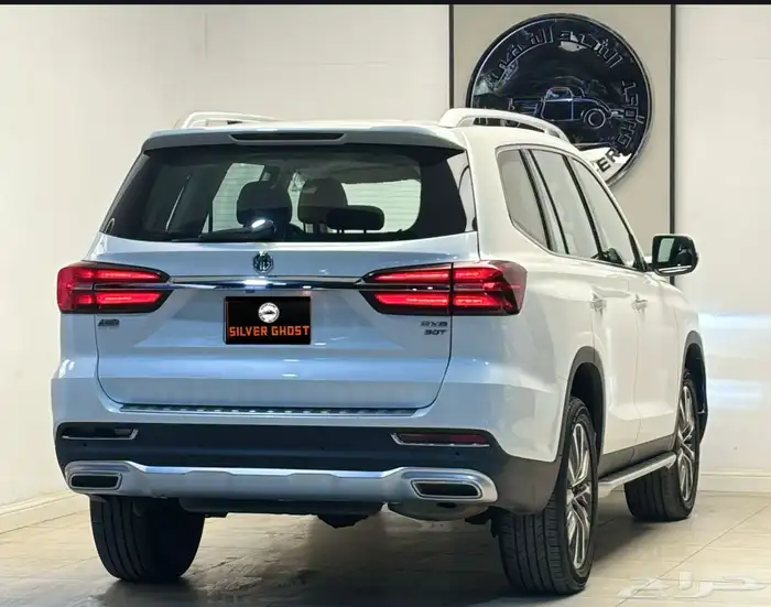 ام جي RX8 - 2020 - ثلاث صفوف - دفع رباعي 13