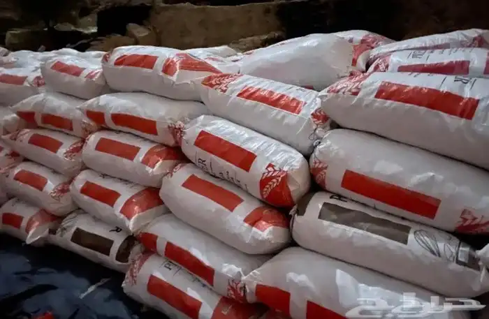 خبز ناشف و يابس للمواشي الحلال صبياء الجمالة طريق العدايا 1