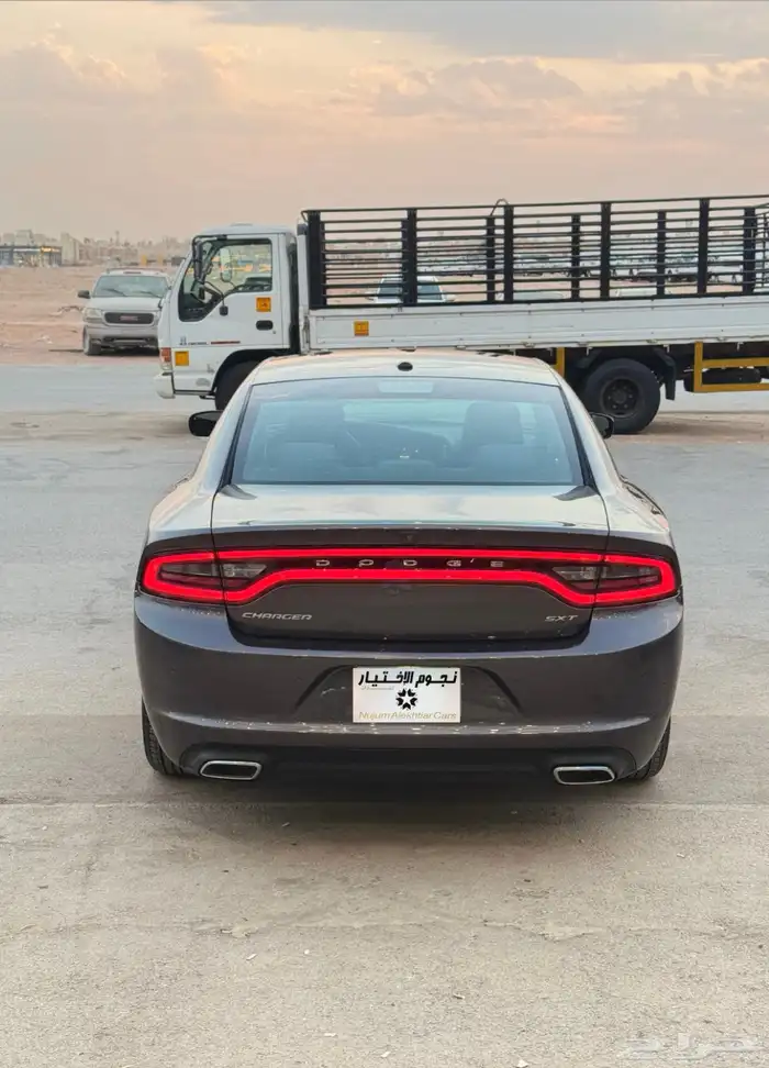 دوج تشارجر 2018 - SXT ستاندر نظيف جدا 5