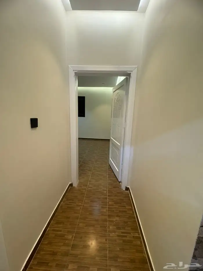 شقه للبيع دور ثاني مجدد حي النظيم 380 3