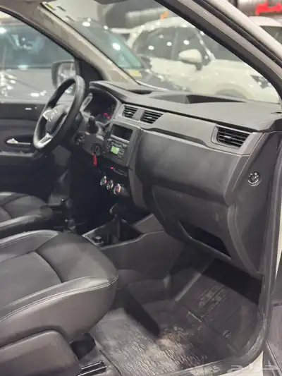 رينو فان دوكر 2024 ديزل - عداد 8 الألف كيلو فاتورة index