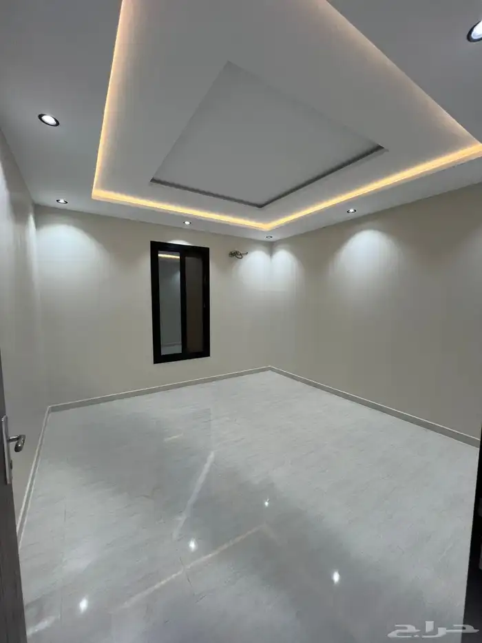 فيلا دورين وملحق شقق في الفلاح 4