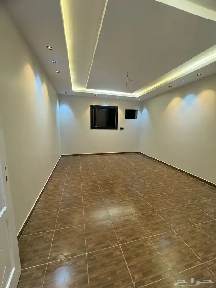 شقه للبيع دور ثاني مجدد حي النظيم 380 1