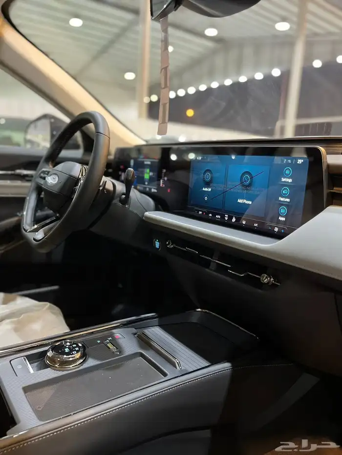 فورد تورس امبيانتي 2026 بسعر 122000 13