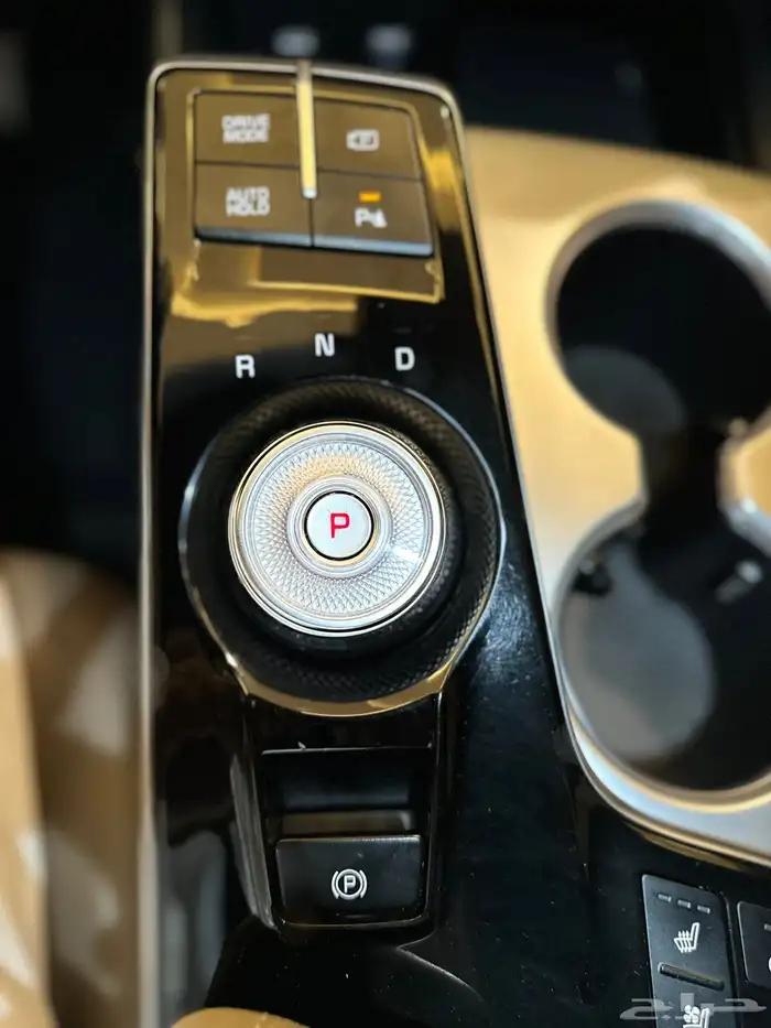 كيا K8 2022 فل كامل بحالة الوكالة 14