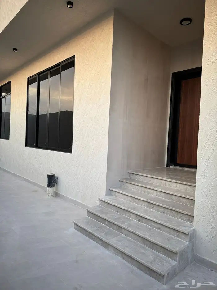 دور للايجار في حي الياسمين 3