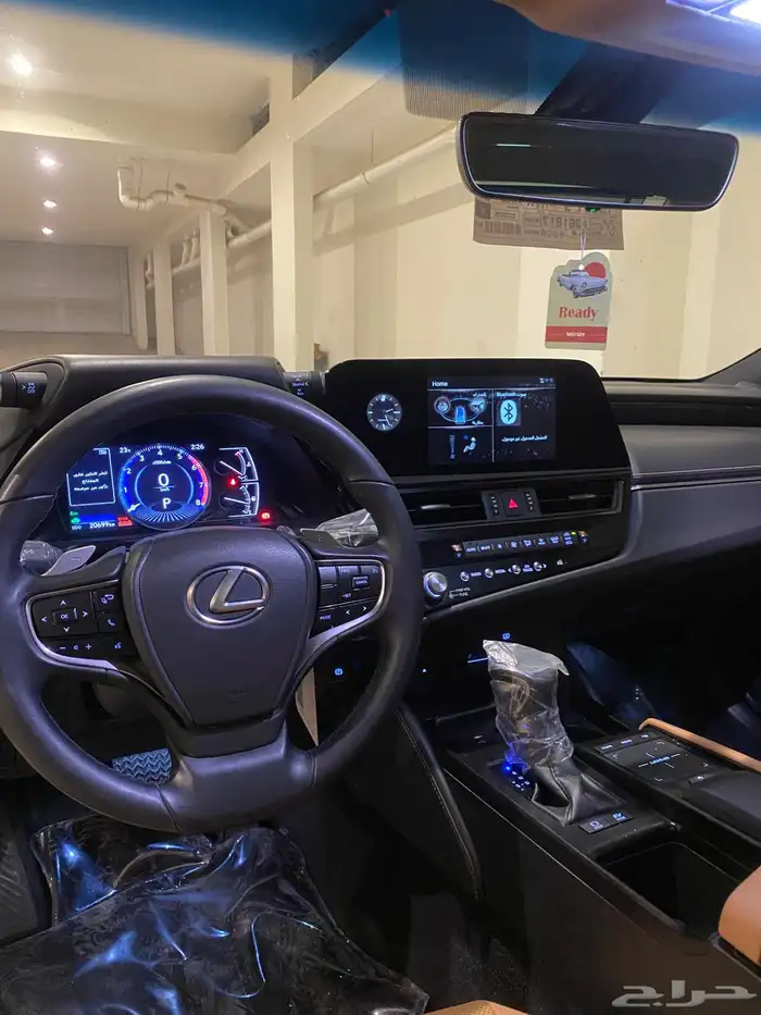 عرض اليوم لكزس (هايبرد) 2022 اخو الوكالة.. 11