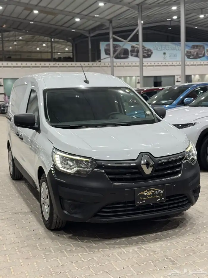 رينو فان دوكر 2024 ديزل - عداد 8 الألف كيلو فاتورة 1