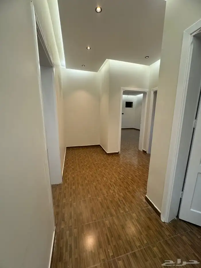 شقه للبيع دور ثاني مجدد حي النظيم 380 7