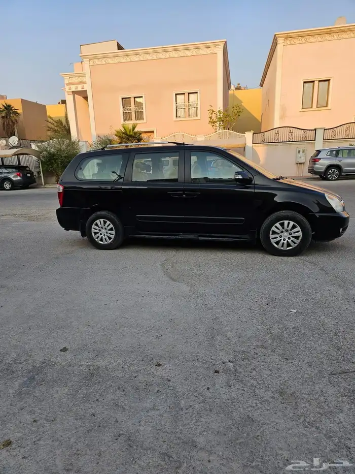 كيا كارنفال للبيع ( مالك اول ) 0