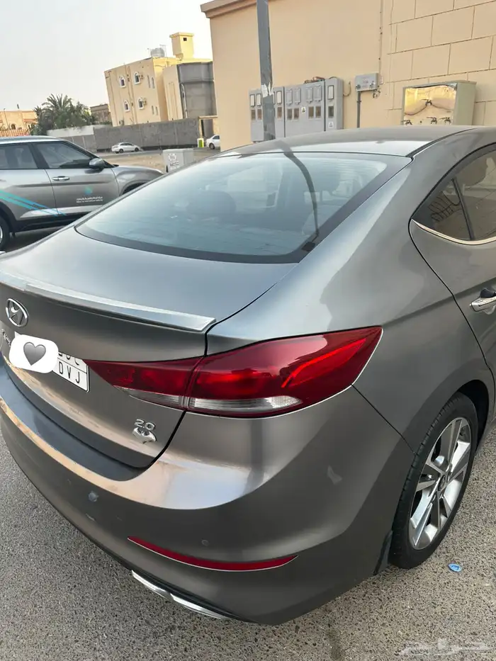 النترا 2017 للبيع 2.0 فل كامل مالك اول 11