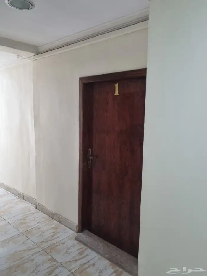 ستديو عزاب للايجار نظيفه موقعها الدمام حي مدينة العمال 0