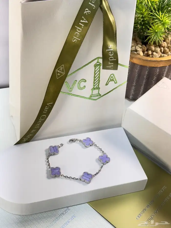 اكسسوارات خواتم قلائد باندورا قوتشي هرمز كارتيه شانيل 64