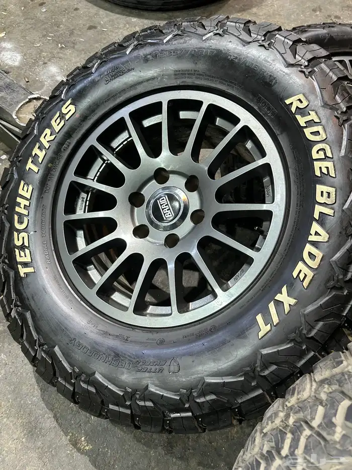 جنوط برايد 6 مسمار مع كفرات حجريه مقاس 17 9