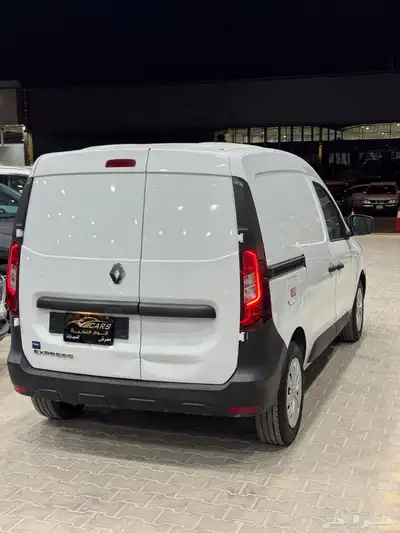 رينو فان دوكر 2024 ديزل - عداد 8 الألف كيلو فاتورة index