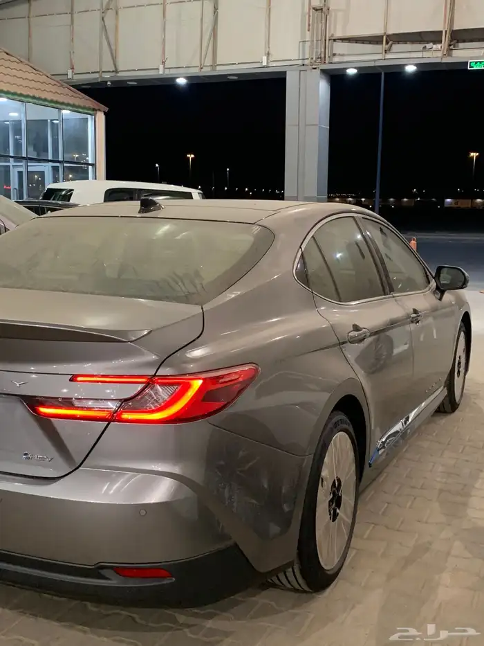 تويوتا كامري LE هايبرد- 2025 - كاش تمويل 3