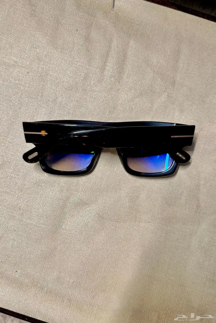 نظارات شمسيه اصليه للبيع 4